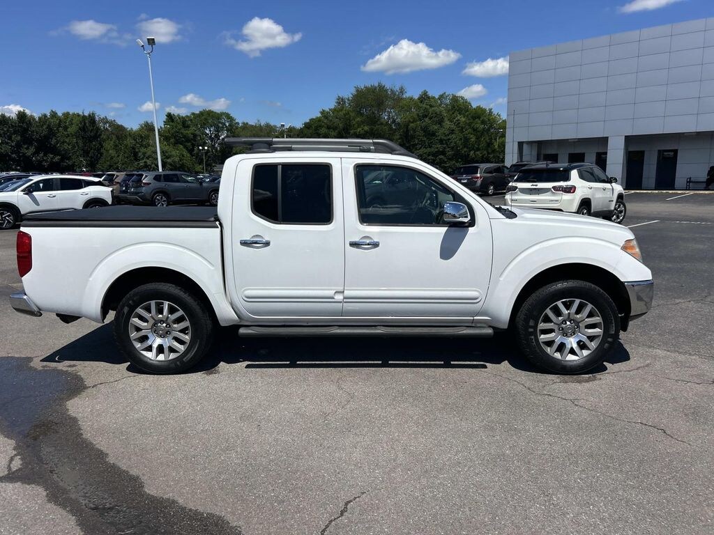 Used 2011 Nissan Frontier SL Truck Crew Cab