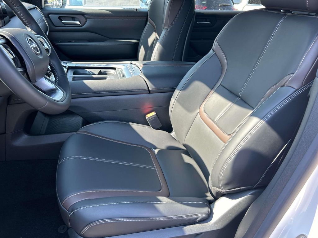 2026 Nissan Armada SL - Photo 27