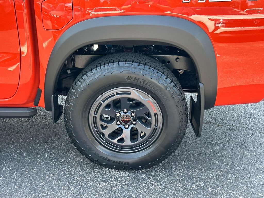2026 Nissan Frontier PRO-4X - Photo 12