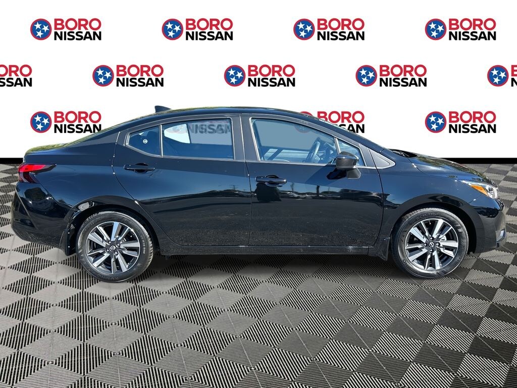 New 2025 Nissan Versa 1.6 SV Sedan