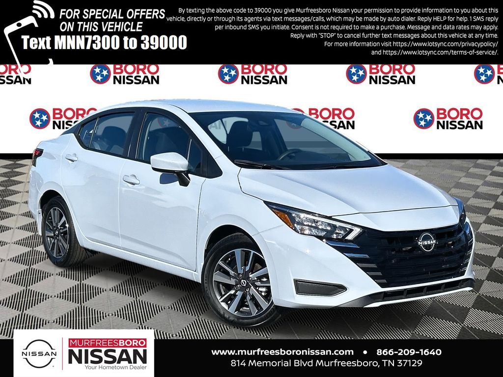 2025 Nissan Versa SV's photo