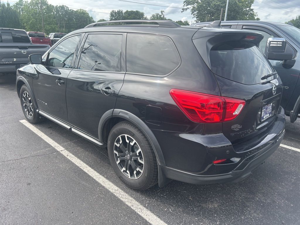 2020 Nissan Pathfinder SL 4WD's photo
