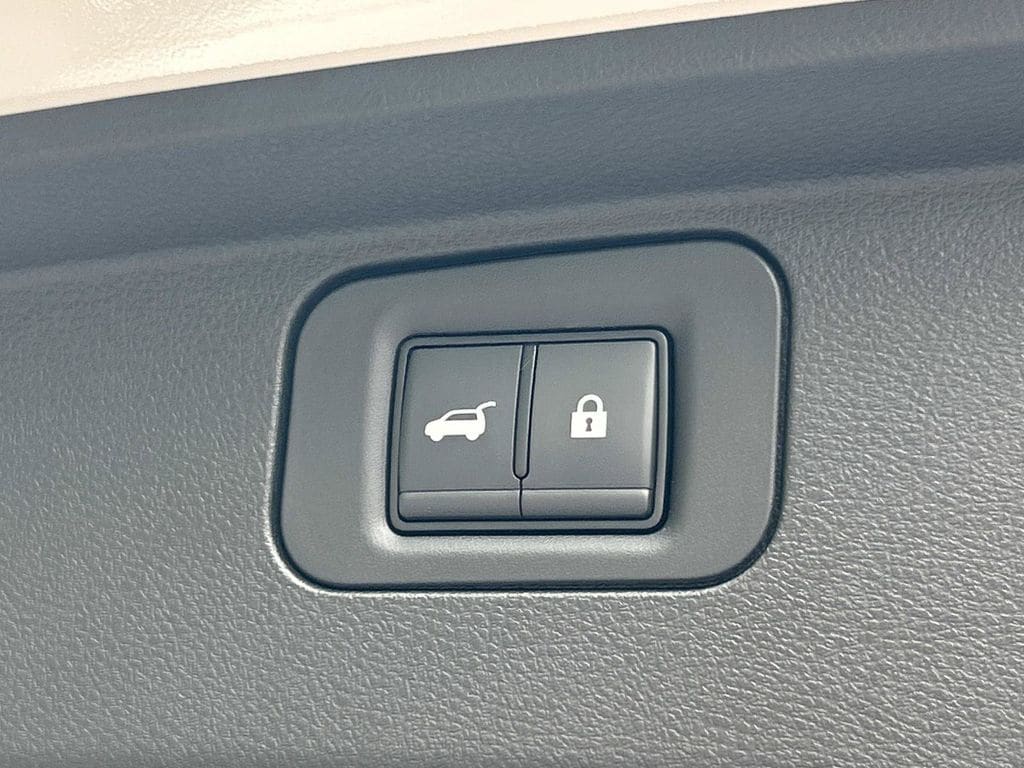 2026 Nissan Armada SL - Photo 26