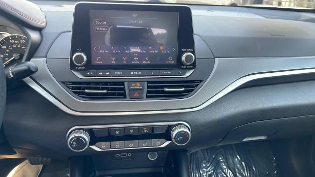 2024 Nissan Altima SR - Photo 13