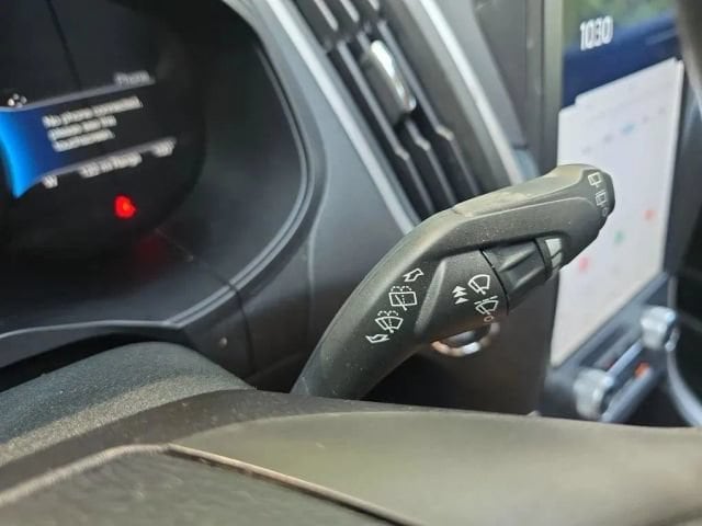 2022 Ford Edge SE - Photo 20