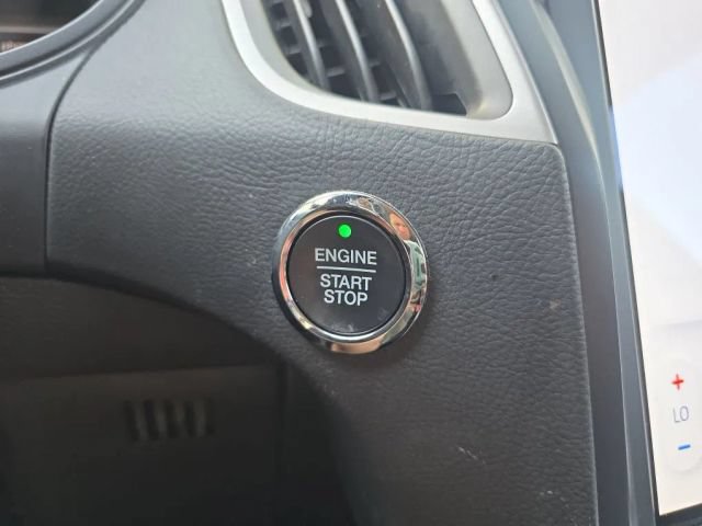 2022 Ford Edge SE - Photo 34