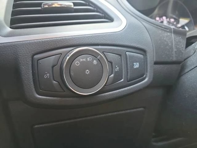 2022 Ford Edge SE - Photo 21