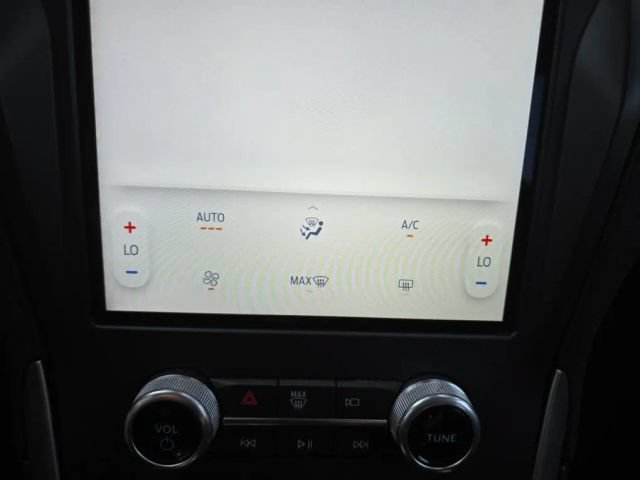 2022 Ford Edge SE - Photo 26