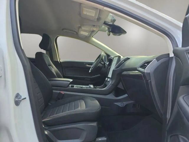 2022 Ford Edge SE - Photo 44