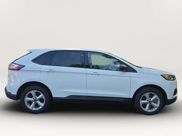 2022 Ford Edge SE - Photo 9