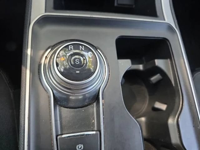 2022 Ford Edge SE - Photo 30