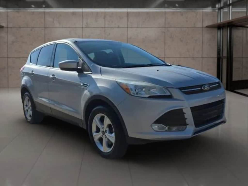 Used 2016 Ford Escape SE SUV