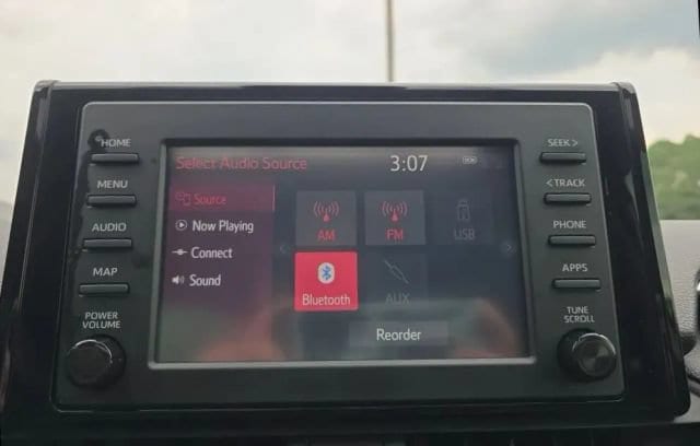 2019 Toyota RAV4 XLE - Photo 28