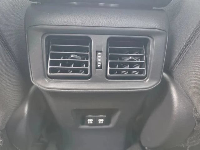 2019 Toyota RAV4 XLE - Photo 38
