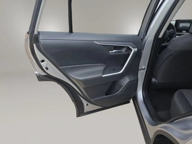 2019 Toyota RAV4 XLE - Photo 40