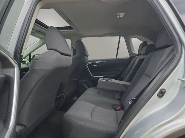 2019 Toyota RAV4 XLE - Photo 36