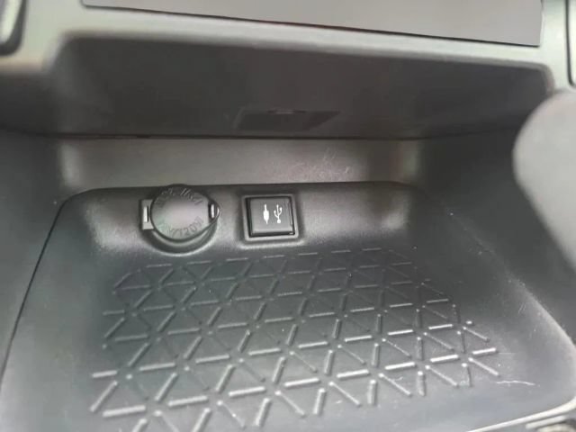 2019 Toyota RAV4 XLE - Photo 31