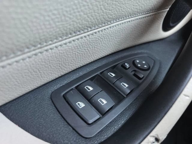 2021 BMW X1 28i - Photo 26