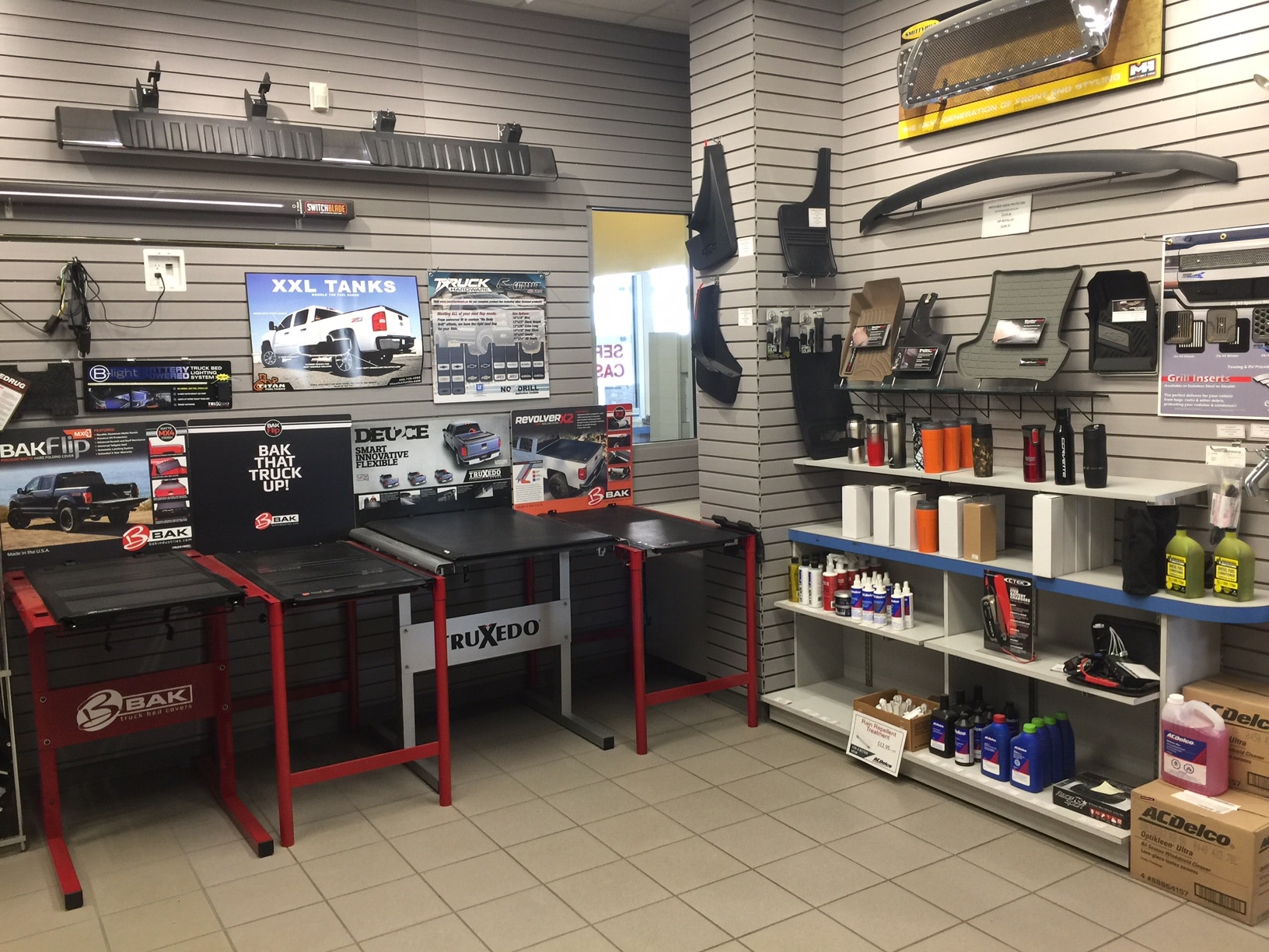 OEM GM Chevrolet Cadillac Auto Parts and Accessories Department at