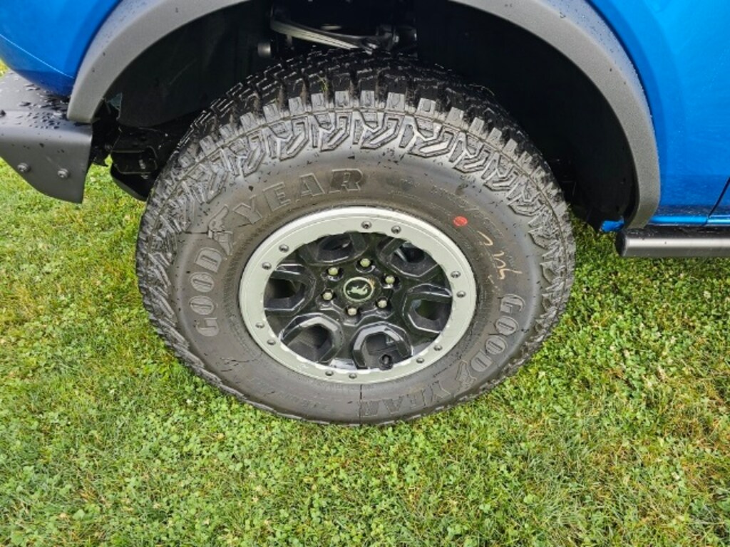 Used 2024 Ford Bronco Outer Banks SUV