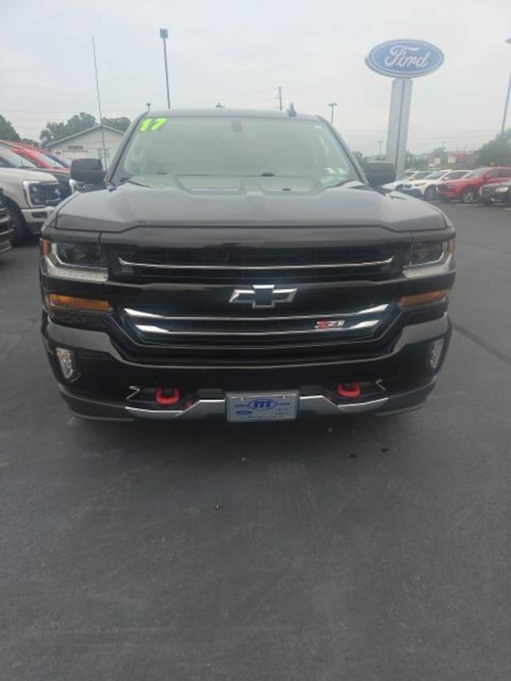 Used 2017 Chevrolet Silverado 1500 LT w/1LT Truck Double Cab