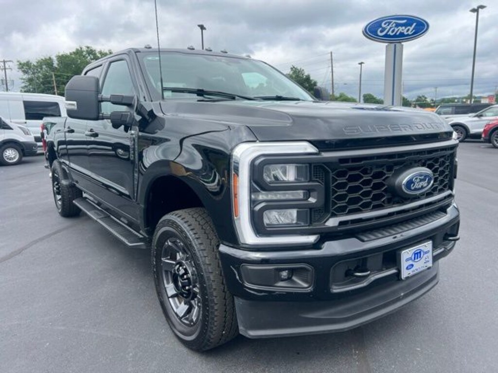 Used 2024 Ford F-250 Truck Crew Cab