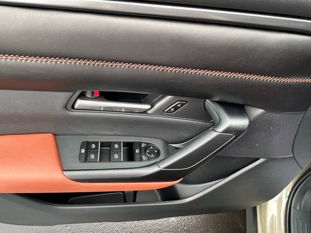 2026 Mazda CX-50 Meridian Edition - Photo 12