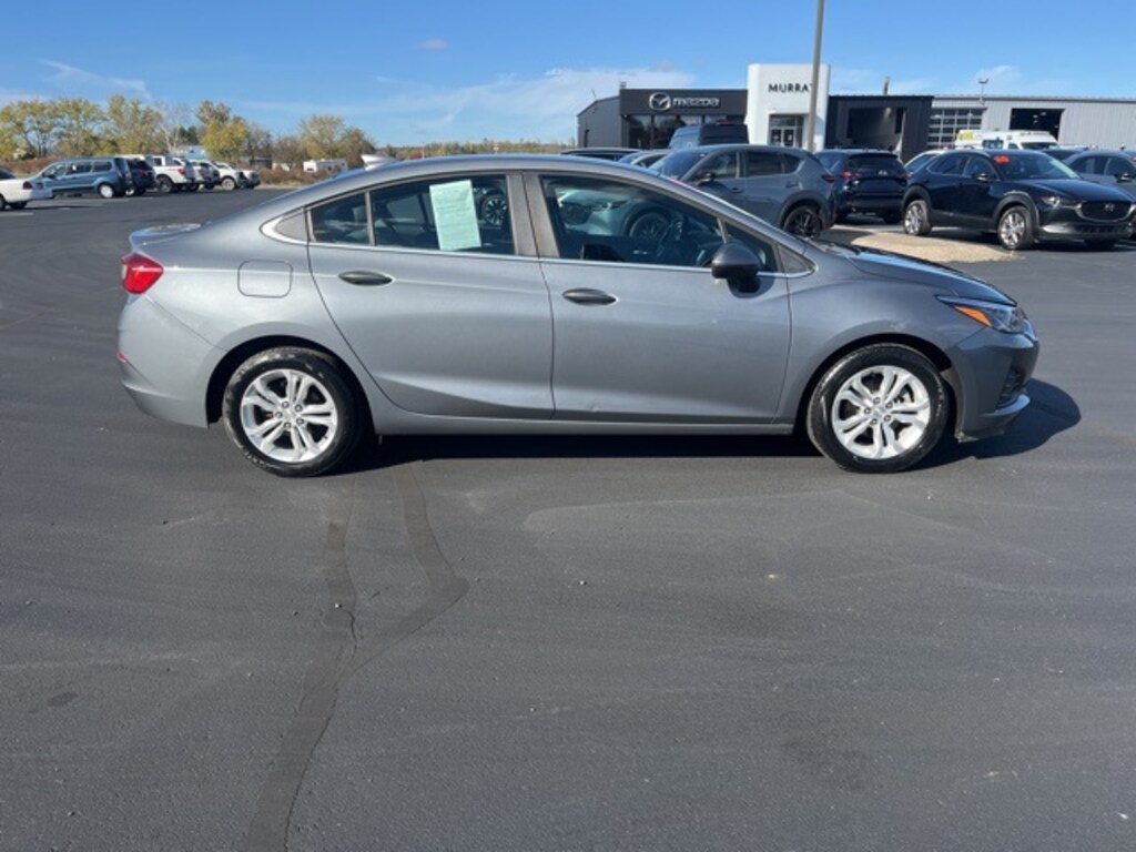 Used 2019 Chevrolet Cruze LT Sedan
