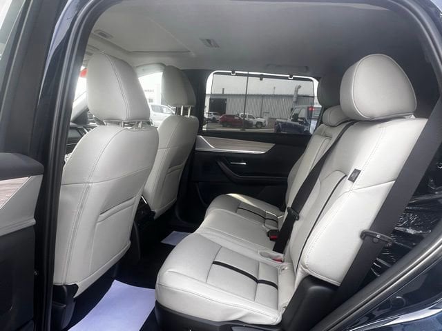 2026 Mazda CX-90 Preferred Package - Photo 12