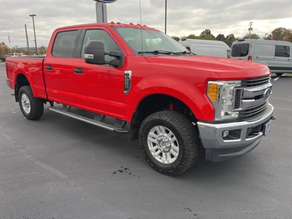 Used 2017 Ford F-250  Truck Crew Cab