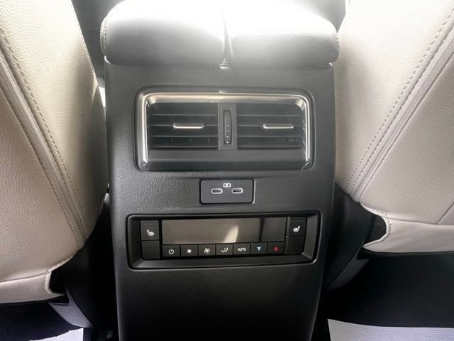 2026 Mazda CX-90 Preferred Package - Photo 14