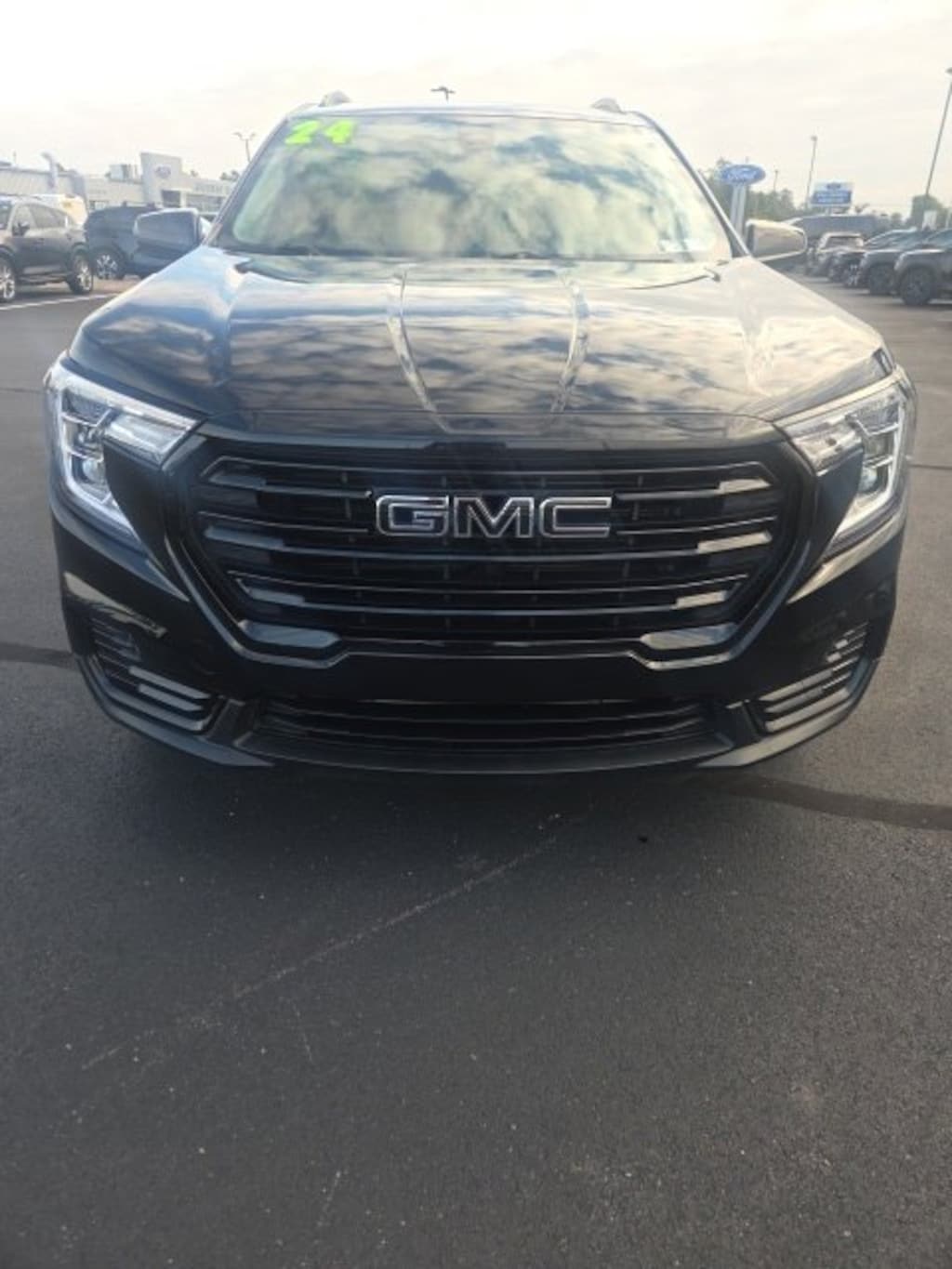 Used 2024 GMC Terrain SLE SUV
