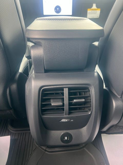 2025 Ford Mustang Mach-E Premium - Photo 18