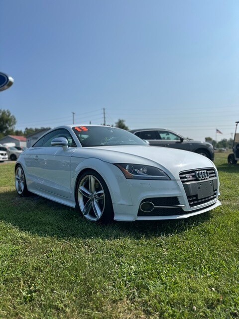 2013 Audi TTS Coupe photo 2