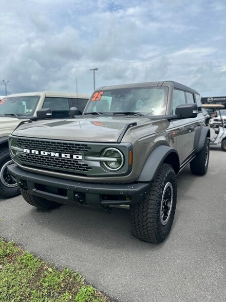 2025 Ford Bronco Badlands SUV