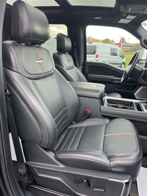 2024 Ford F-250 Super Duty Platinum - Photo 25