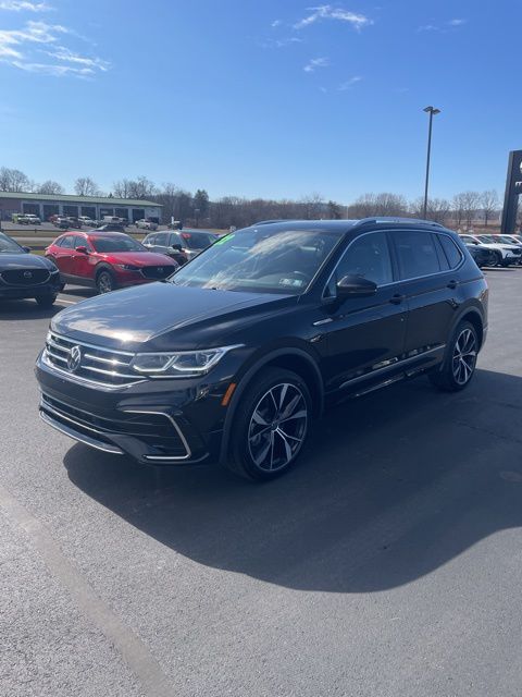 2022 Volkswagen Tiguan SEL R-LINE