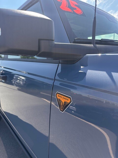 2025 Ford Bronco Badlands photo 4