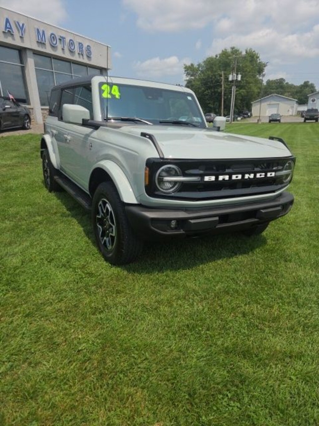 Used 2024 Ford Bronco Outer Banks SUV