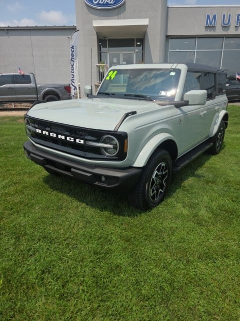 Used 2024 Ford Bronco Outer Banks SUV