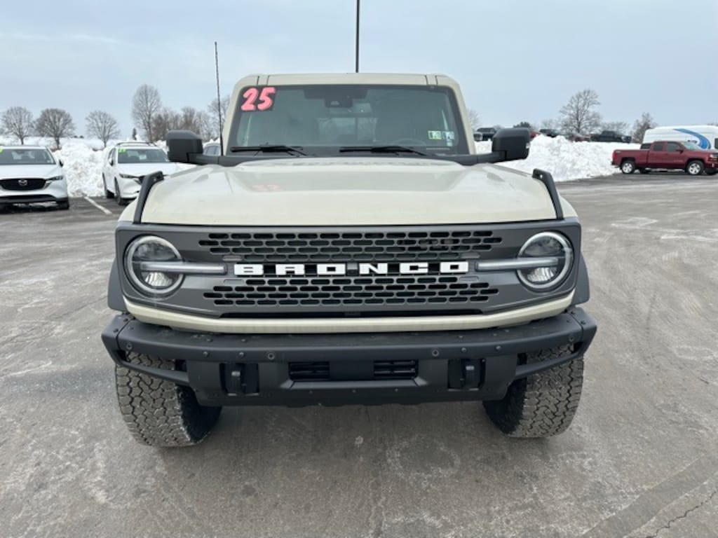 New 2025 Ford Bronco Badlands SUV