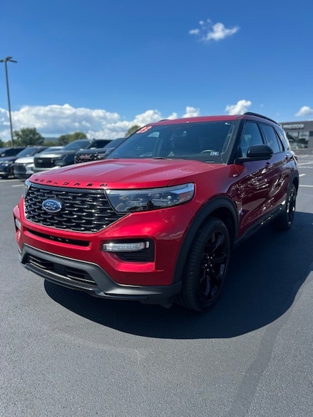 2023 Ford Explorer ST-Line SUV