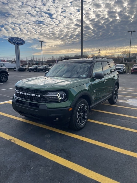 2025 Ford Bronco Sport Outer Banks's photo