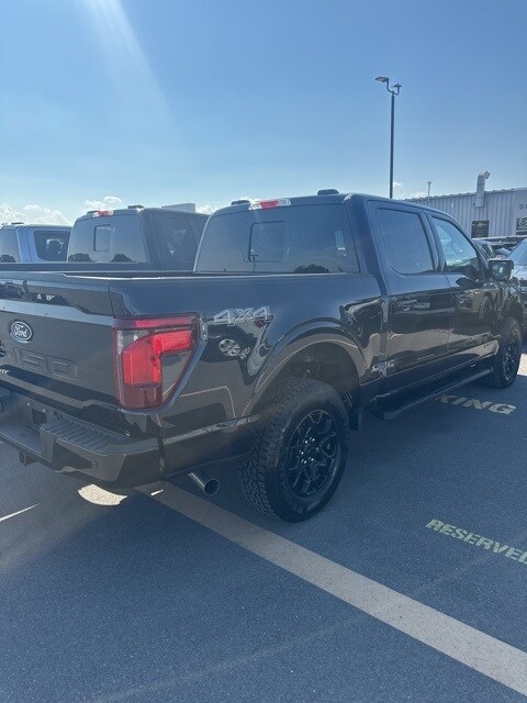 2025 Ford F-150 XLT photo 3
