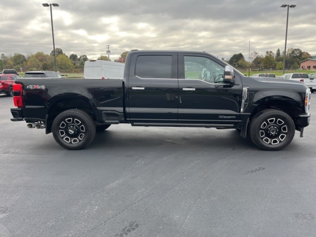 Used 2024 Ford F-250 Platinum Crew Cab Truck