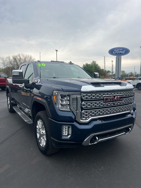 2020 GMC Sierra 4WD Crew Cab Standard Box Denali's photo