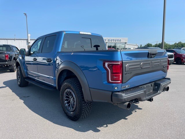 2020 Ford F-150 Raptor photo 2