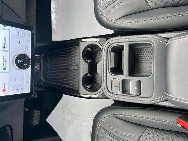 2025 Ford Mustang Mach-E Premium - Photo 17