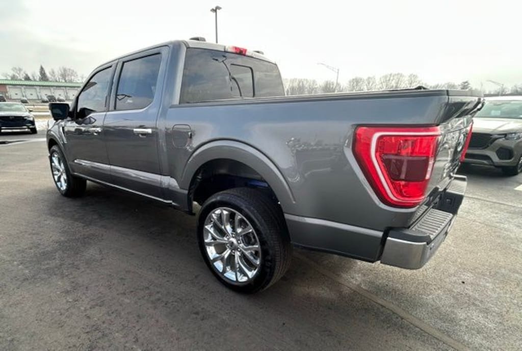 Used 2022 Ford F-150 XLT Crew Cab Truck