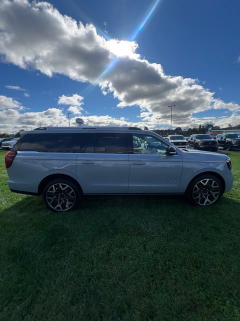 New 2027 Ford Expedition Max Platinum SUV